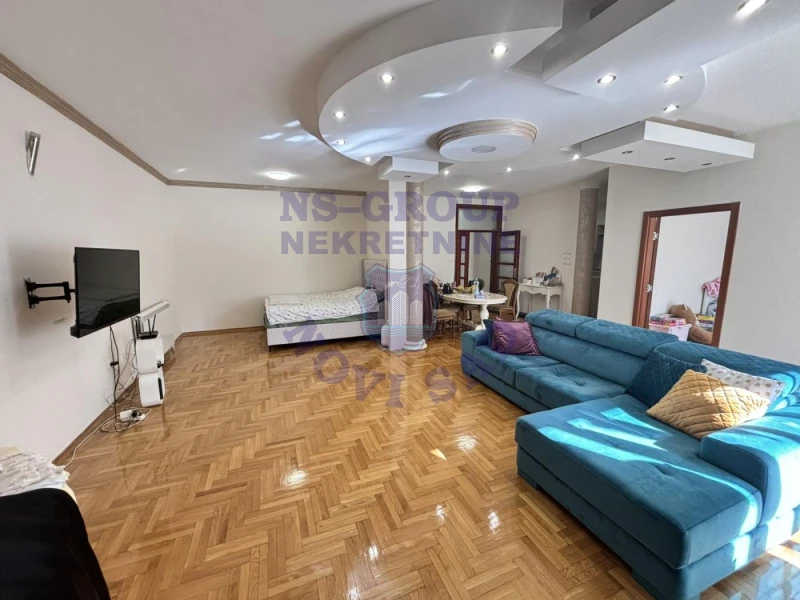 stan na prodaju Novi Sad, 90m2 580833
