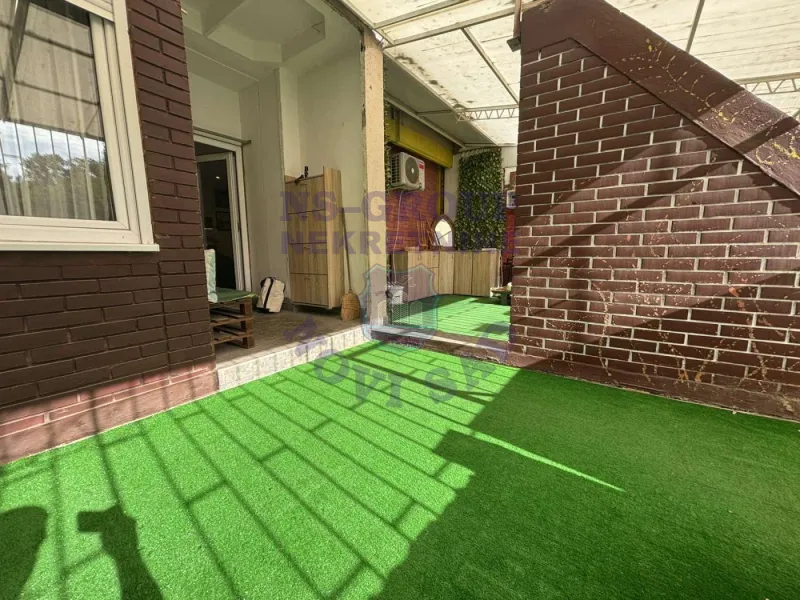 Stan na prodaju Novi Sad 80m2, 580882