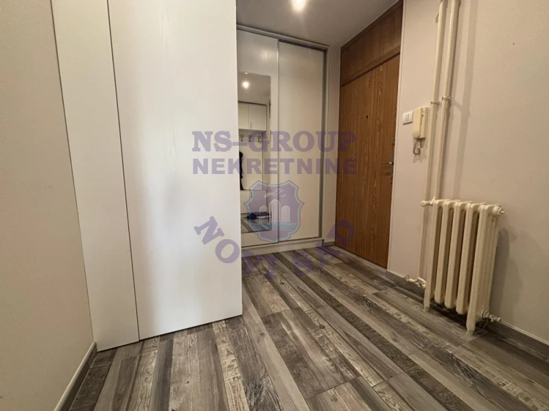 Stan na prodaju Novi Sad 80m2, 580882