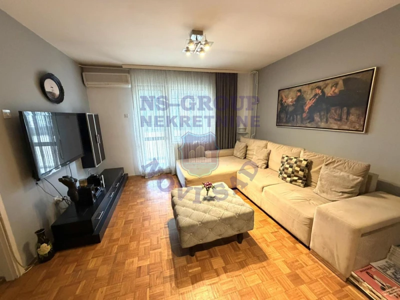 stan na prodaju Novi Sad, 64m2 580842