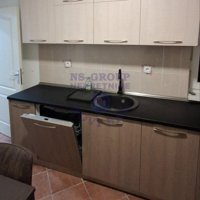 Stan na prodaju Novi Sad 50m2, 17799