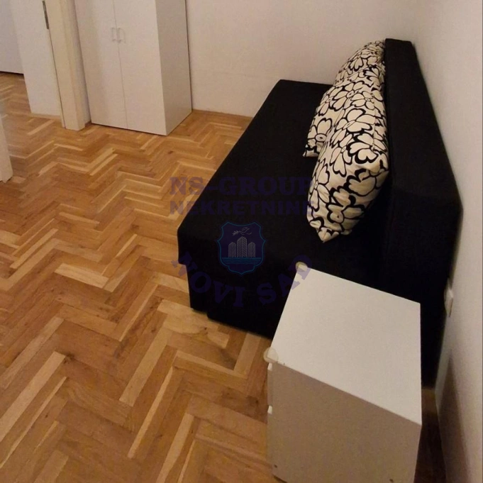 Stan na prodaju Novi Sad 50m2, 17799