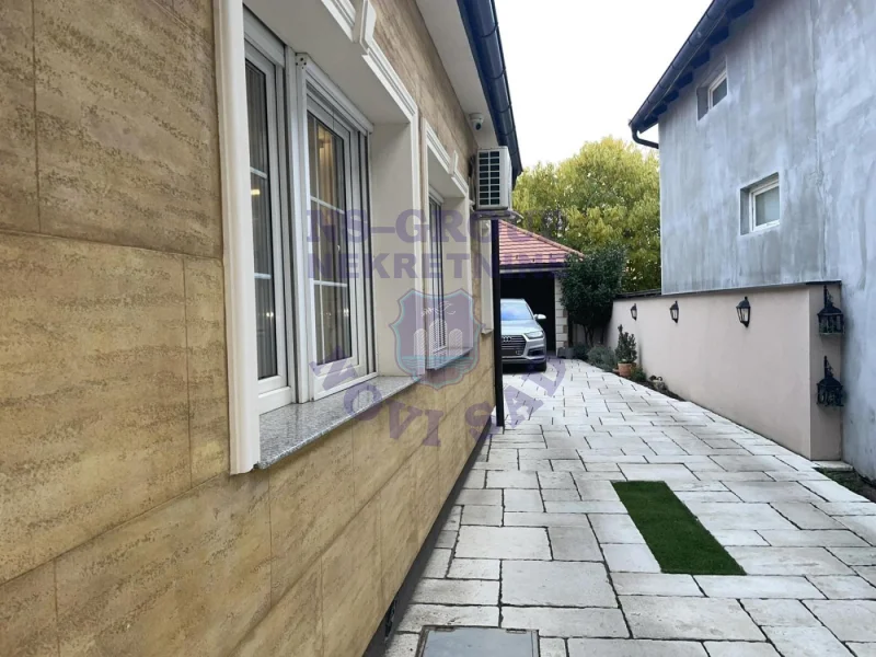 Kuća na prodaju Sremski Karlovci 123m2, 580924