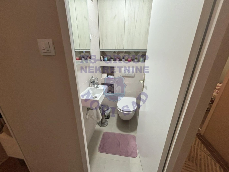 Stan na prodaju Novi Sad 80m2, 580827