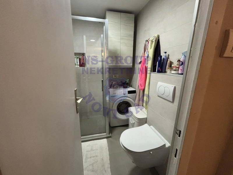Stan na prodaju Novi Sad 80m2, 580827
