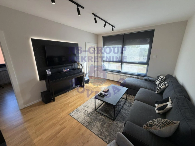 stan na prodaju Novi Sad, 71m2 580904