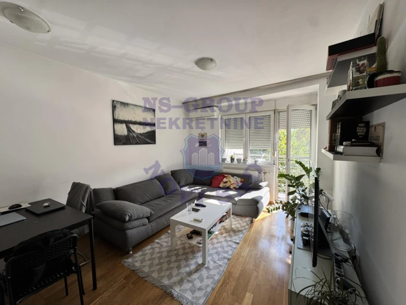 stan na prodaju Novi Sad, 40m2 579974