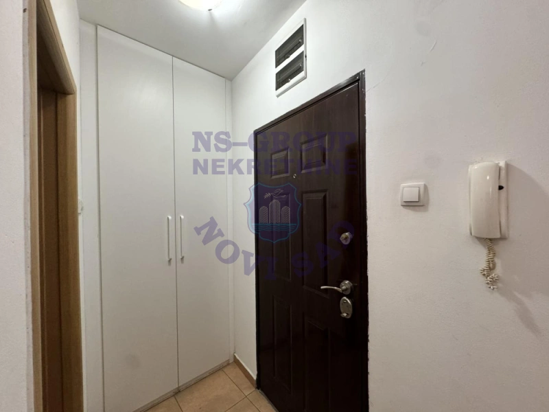Stan na prodaju Novi Sad 40m2, 579974