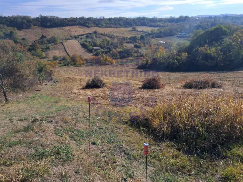 plac na prodaju Sremska Kamenica, 700m2 580853