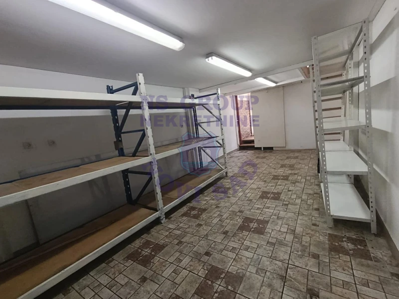 Lokal za izdavanje Novi Sad 52m2, 17811