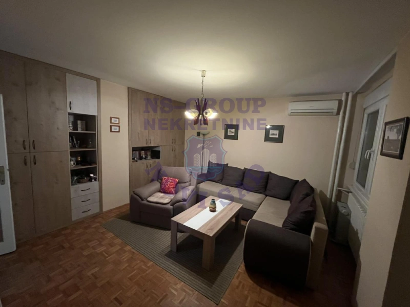 stan na prodaju Novi Sad, 52m2 580925