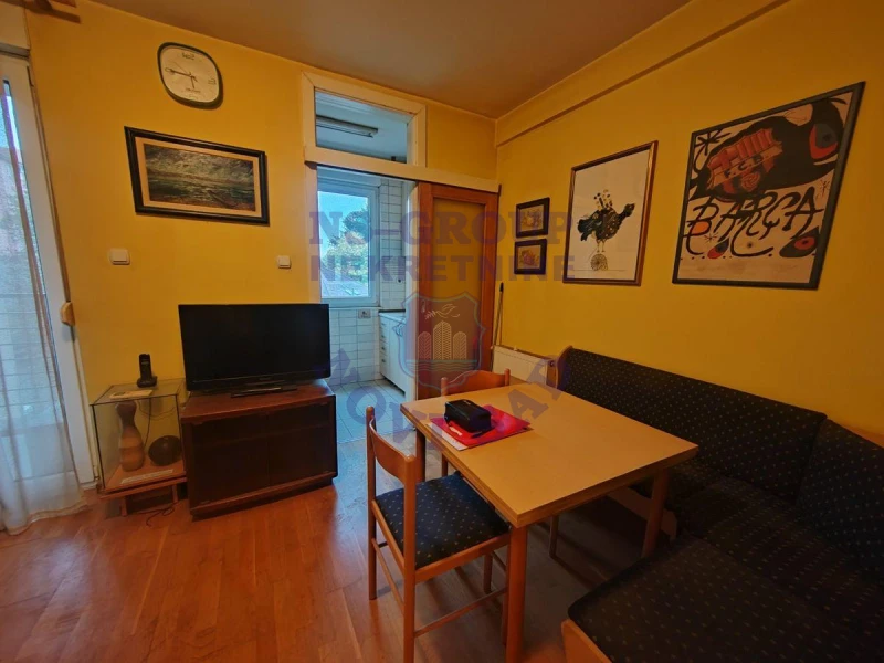 Stan na prodaju Novi Sad 25m2, 581070
