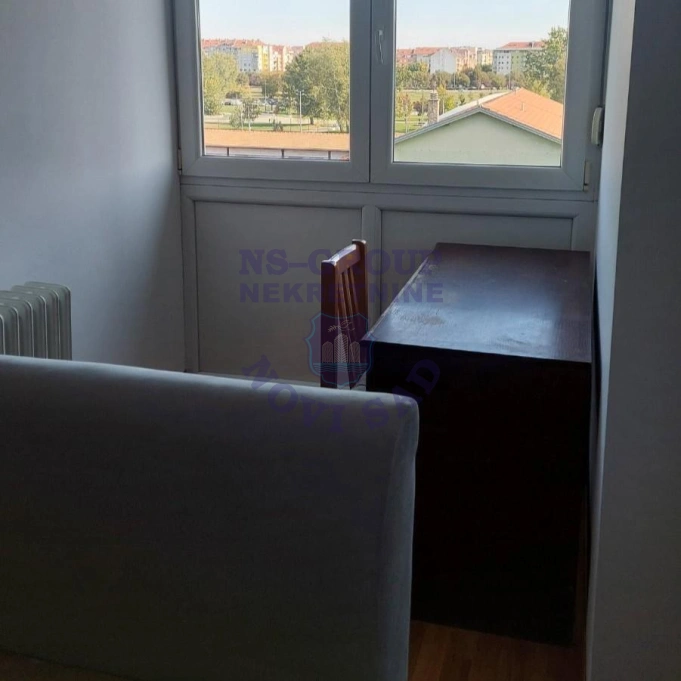 Stan za izdavanje Novi Sad 58m2, 17815