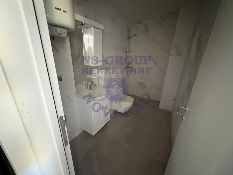 Stan na prodaju Petrovaradin 105m2, 564577