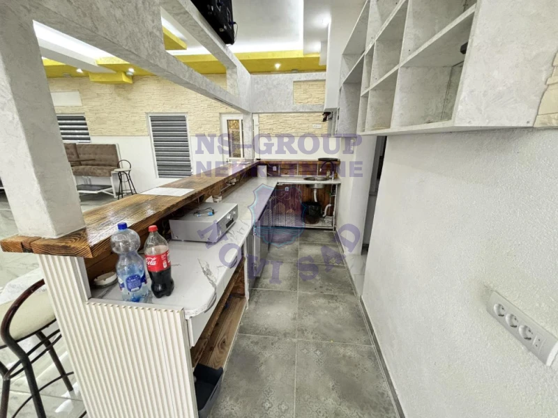 Lokal na prodaju Veternik 350m2, 580991