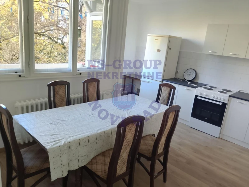Stan za izdavanje Novi Sad 60m2, 17816