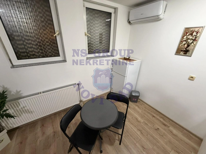 Stan na prodaju Novi Sad 23m2, 581089