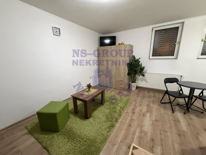 Stan na prodaju Novi Sad 23m2, 581089