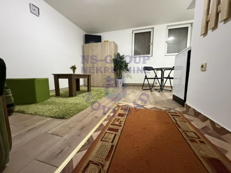 Stan na prodaju Novi Sad 23m2, 581089