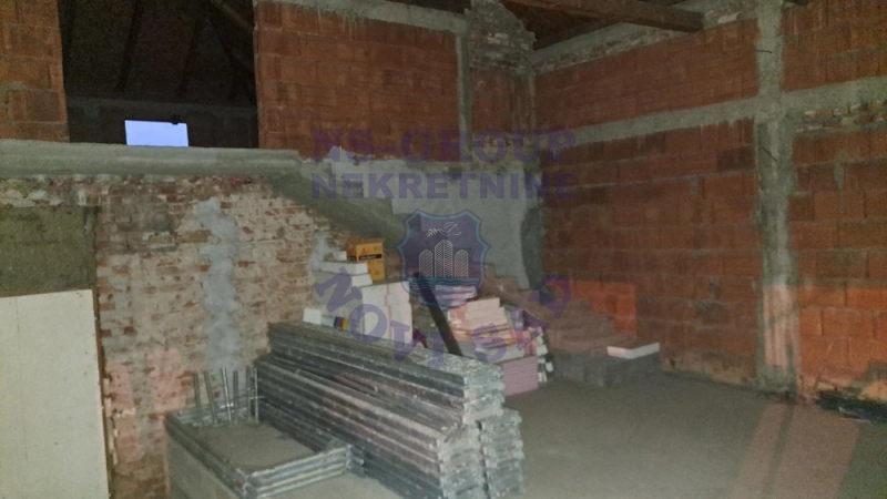 kuca na prodaju Sremski Karlovci, 207m2 581098