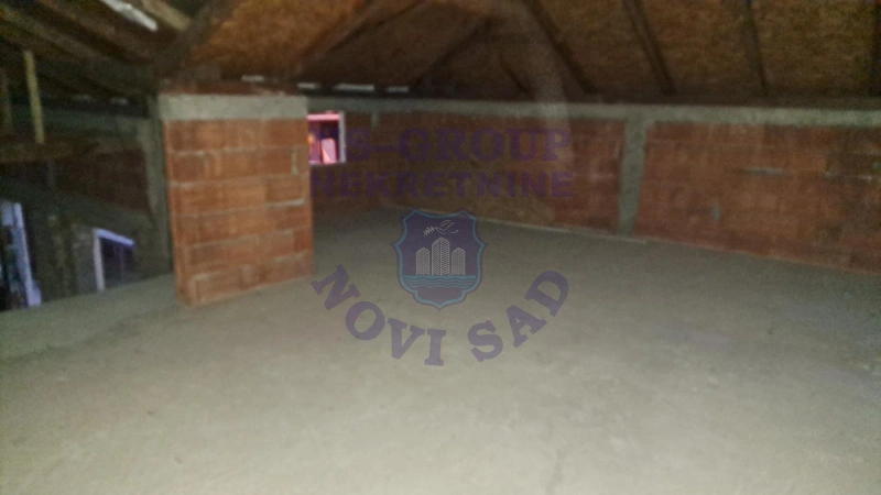 Kuća na prodaju Sremski Karlovci 207m2, 581098