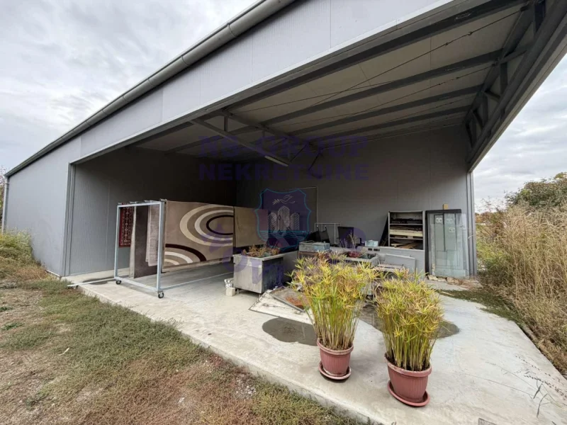 Plac na prodaju Petrovaradin 1300m2, 581071