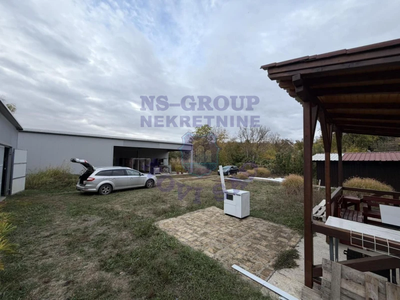 Plac na prodaju Petrovaradin 1300m2, 581071