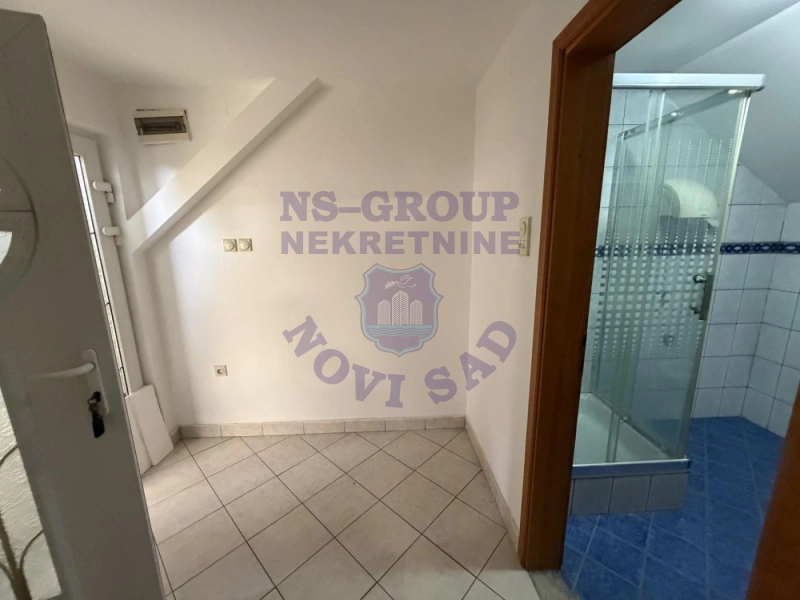 Kuća na prodaju Novi Sad 557m2, 580958