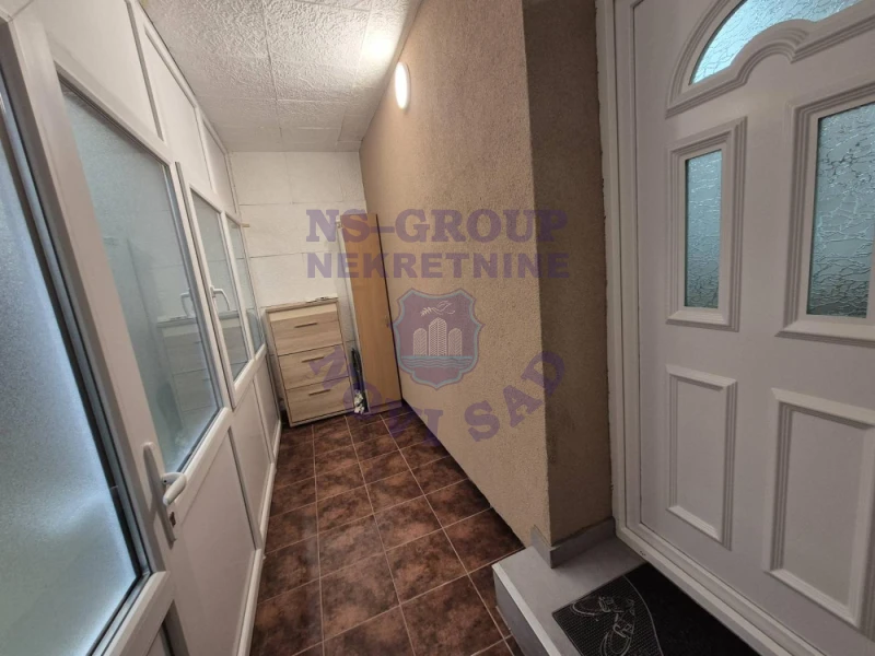 Stan na prodaju Novi Sad 42m2, 581149