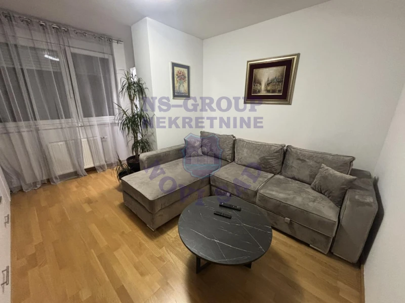 Stan na prodaju Novi Sad 75m2, 581204