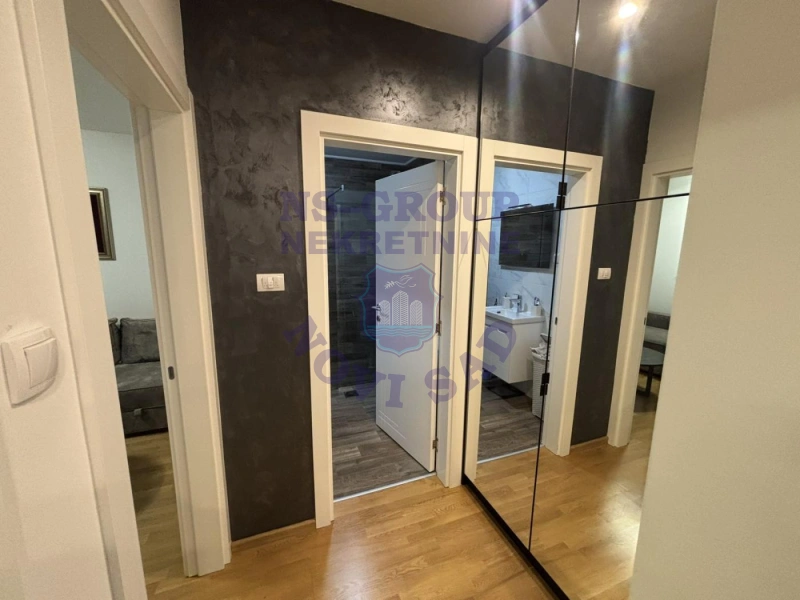 Stan na prodaju Novi Sad 75m2, 581204