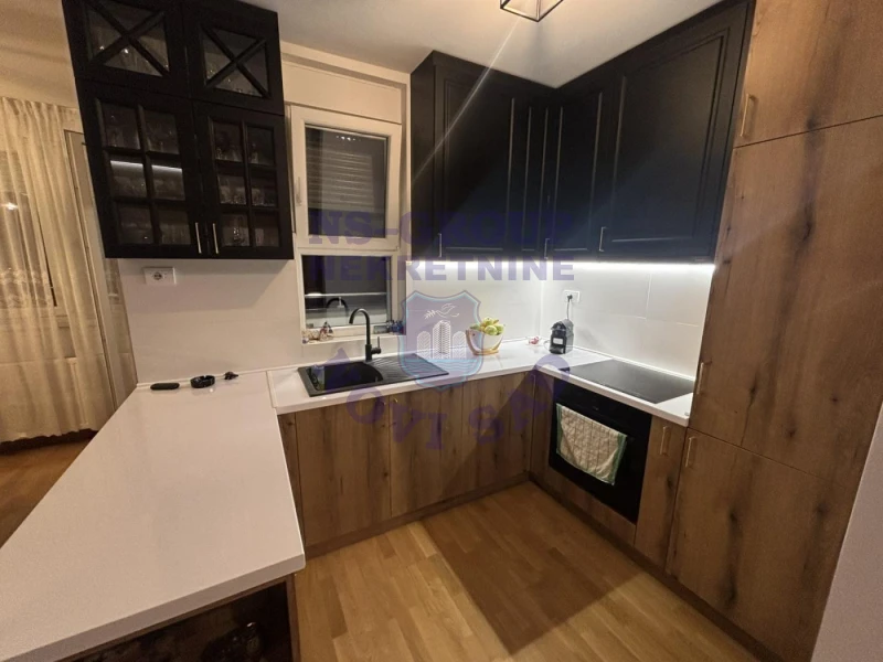 Stan na prodaju Novi Sad 75m2, 581204