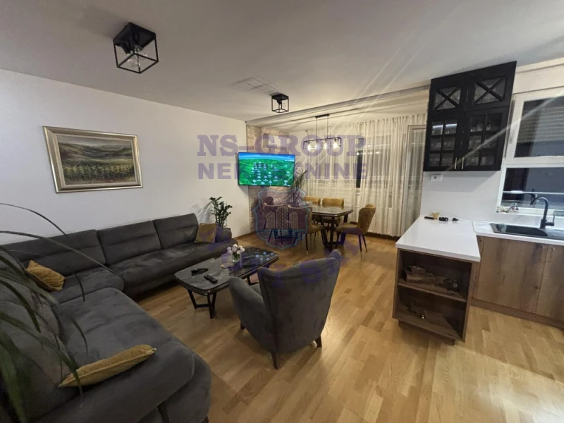 Stan na prodaju Novi Sad 75m2, 581204